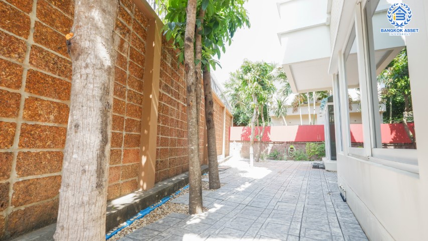 *****บ้านเดี่ยวมือสองย่านนนทบุรี ม.ลัดดารมย์ ราชพฤกษ์-รัตนาธิเบศร์2 #หลังมุม เนื้อที่กว้างขวางสุดถึง 72.1 ตร.ว. ฟังก์ชัน 4 ห้องนอน 5 ห้องน้ำ 2 ที่จอดรถ บ้านสวยพร้อมอยู่ ทำเลดี  ติดถนนราชพฤกษ์ ใกล้ทางด่วน "แจ้งวัฒนะ-งามวงศ์วาน"